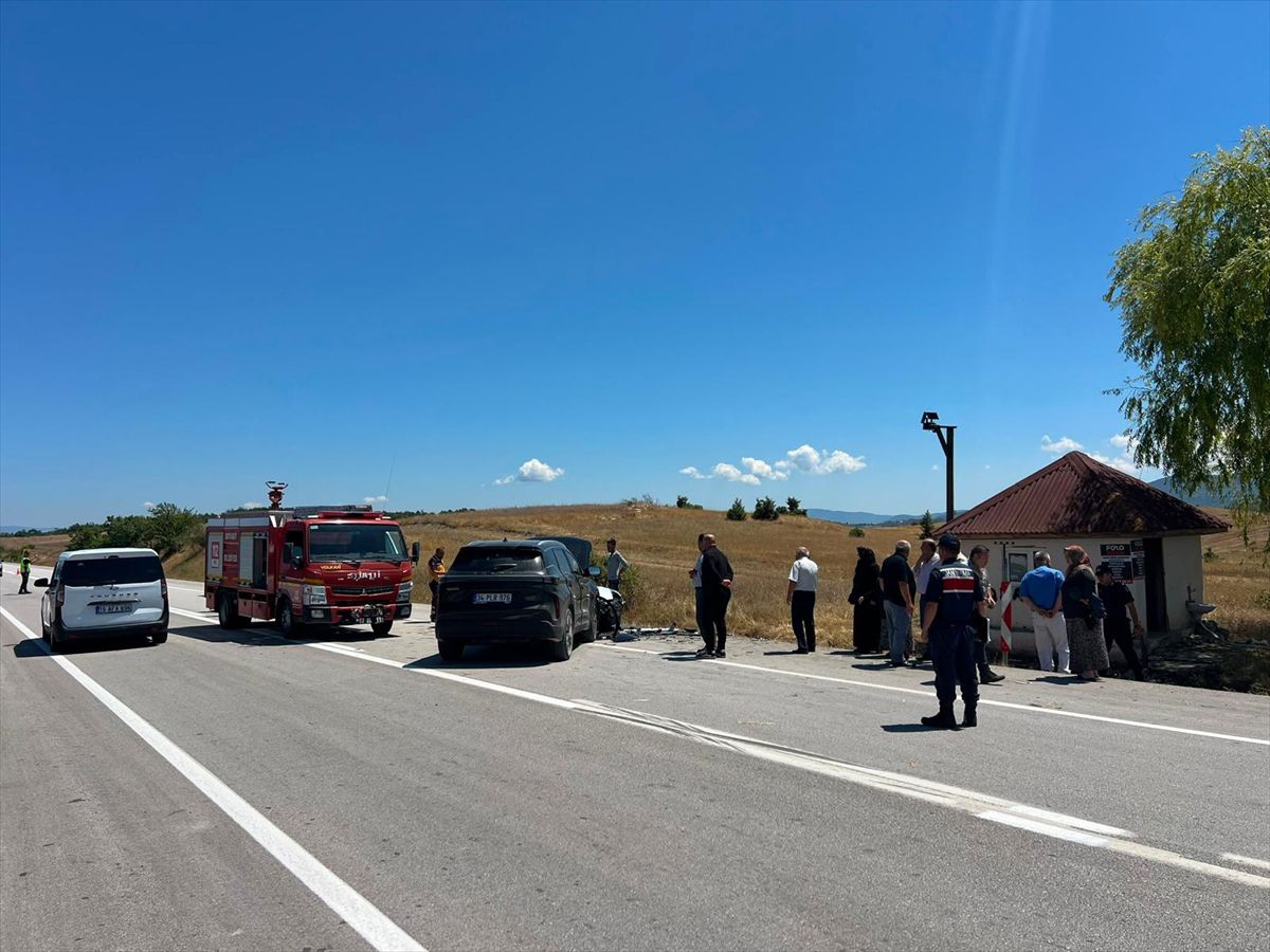 Sinop'ta Trafik Kazası: 6 Yaralı