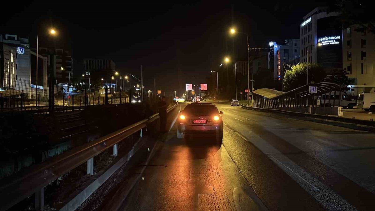 Bursa'da Trafik Kazası: 53 Yaşındaki Adam Ağır Yaralandı